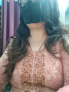 Aishwaryaa 69 online show from May 2026 02:56:01 PM
