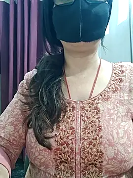Aishwaryaa 69 online show from June 2026 03:40:01 AM
