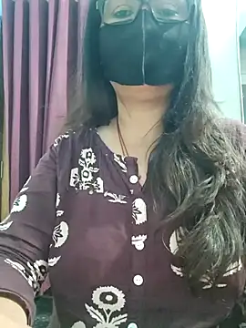 Snapshot of Aishwaryaa_69 chatting on June 2026 01:55:02 AM Aishwaryaa 69 online show from June 2026 01:55:02 AM