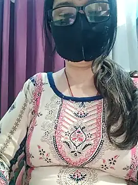 Aishwaryaa 69 online show from April 2026 03:07:02 PM