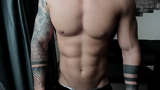 Richarddarell1 online show from September 2025 04:45:01 AM