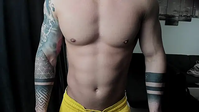 Richarddarell1 online show from March 2026 06:47:01 AM