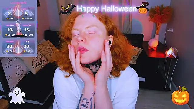 Snapshot of Cassie_xKiss chatting on November 2025 08:36:02 PM Cassie xKiss online show from November 2025 08:36:02 PM