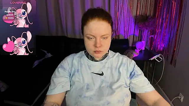 Snapshot of Cassie_xKiss chatting on February 2026 09:06:02 PM Cassie xKiss online show from February 2026 09:06:02 PM