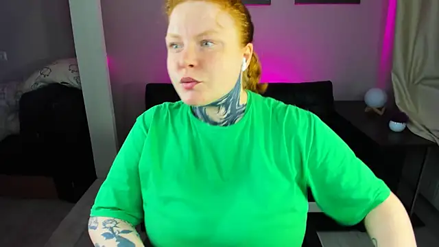 Cassie xKiss online show from June 2026 08:19:02 PM