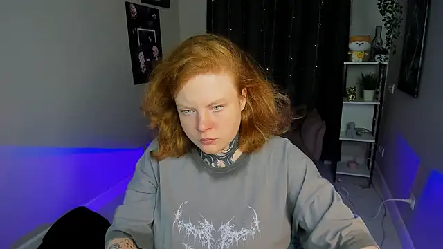 Cassie xKiss online show from September 2025 08:15:01 PM
