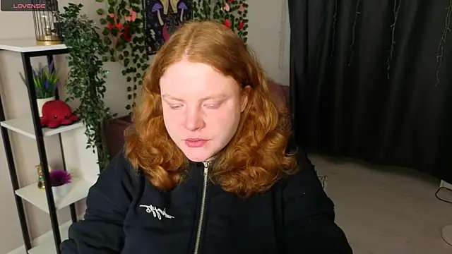 Cassie xKiss online show from March 2026 08:13:01 PM