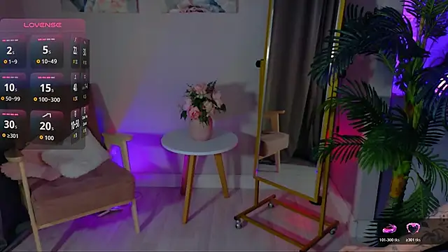 Cassie xKiss online show from June 2026 08:31:02 PM