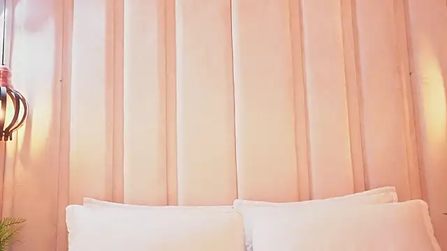 bonniekim  online show from November 2025 11:52:02 PM