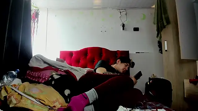Sweet-Suck69 online show from March 2025 05:01:01 PM