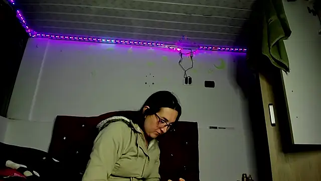 Sweet-Suck69 online show from March 2025 04:57:02 AM