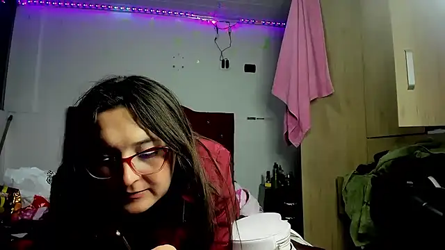 Sweet-Suck69 online show from March 2025 04:05:02 AM