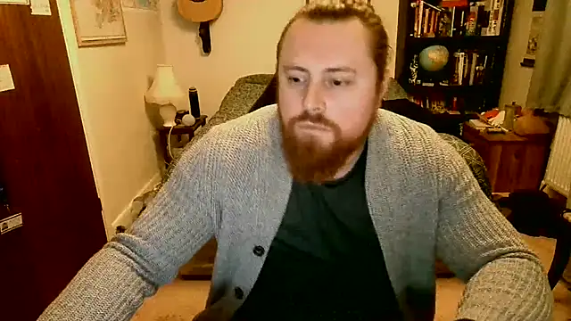 Hairy Guy30 online show from February 2025 10:33:01 PM