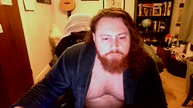 Snapshot of Hairy_Guy30 chatting on June 2026 11:31:01 PM Hairy Guy30 online show from June 2026 11:31:01 PM