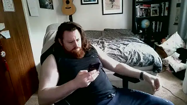 Snapshot of Hairy_Guy30 chatting on May 2026 06:30:02 PM Hairy Guy30 online show from May 2026 06:30:02 PM