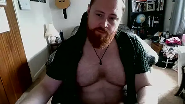 Snapshot of Hairy_Guy30 chatting on June 2026 03:51:01 PM Hairy Guy30 online show from June 2026 03:51:01 PM
