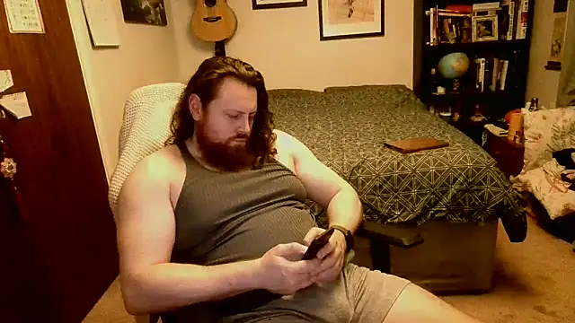 Snapshot of Hairy_Guy30 chatting on May 2026 11:35:01 PM Hairy Guy30 online show from May 2026 11:35:01 PM