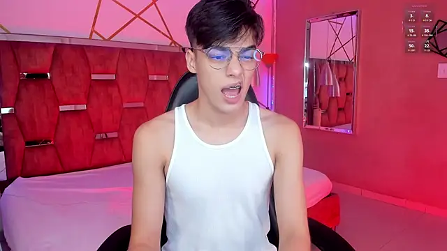 Gerony  online show from March 2026 04:58:02 AM