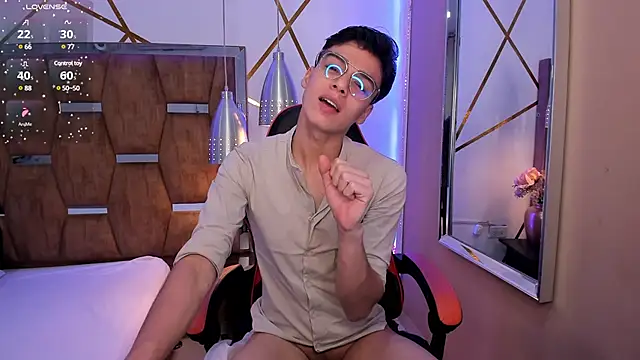 Gerony  online show from March 2025 04:52:02 AM