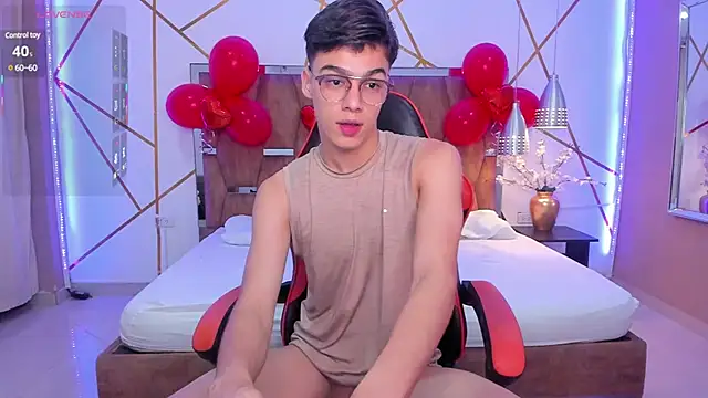 Gerony  online show from February 2025 05:21:02 AM