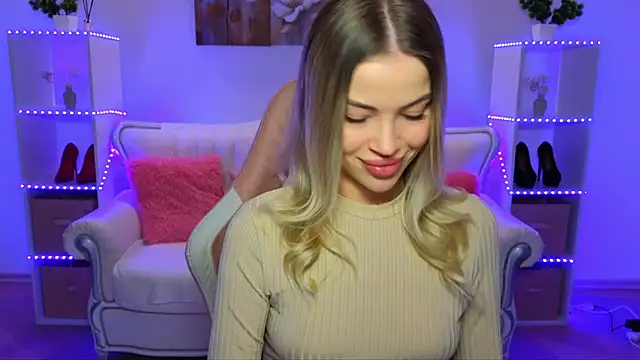 EmmyMills online show from January 2026 08:58:03 PM