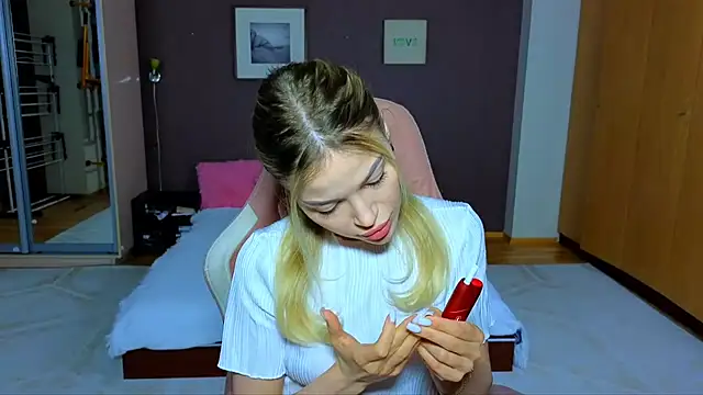 EmmyMills online show from February 2025 09:53:02 PM