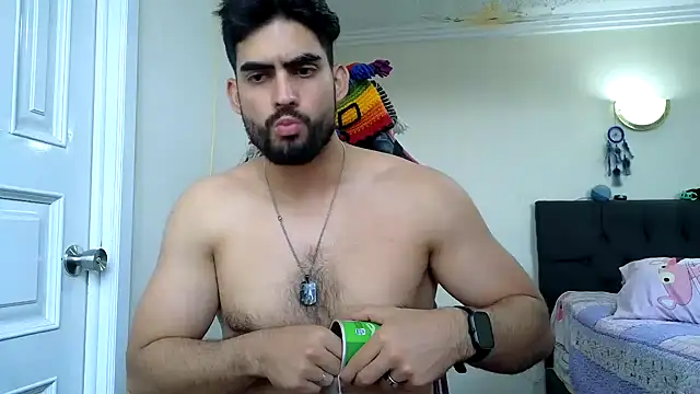 Snapshot of Jackyrose chatting on November 2025 06:03:01 PM Jackyrose online show from November 2025 06:03:01 PM