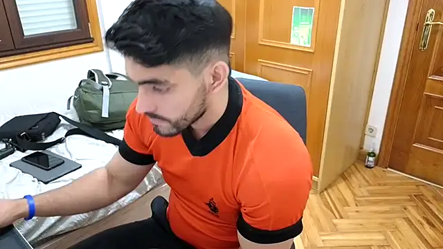 Snapshot of Jackyrose chatting on February 2025 02:33:02 PM Jackyrose online show from February 2025 02:33:02 PM