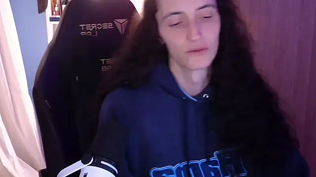 MemiKouki online show from February 2026 06:20:02 PM