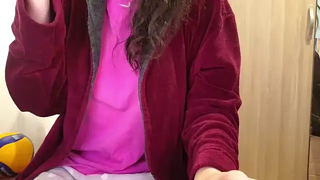 MemiKouki online show from January 2026 07:34:02 AM