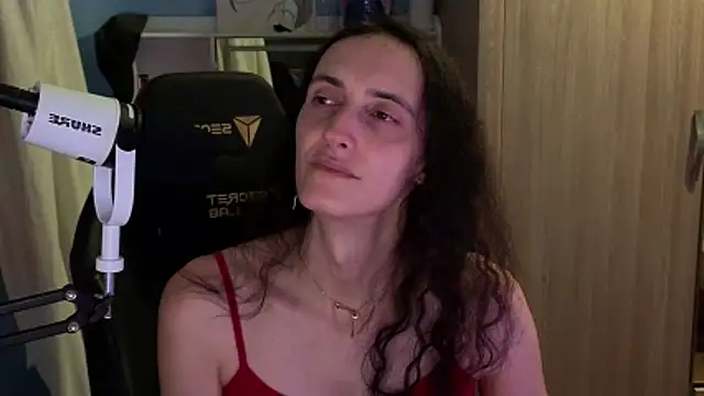 MemiKouki online show from February 2026 05:10:01 PM