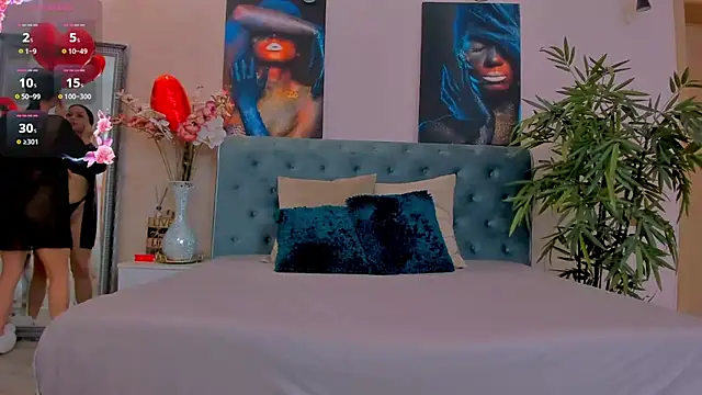 Snapshot of MichelleReys chatting on March 2025 04:57:02 AM MichelleReys online show from March 2025 04:57:02 AM