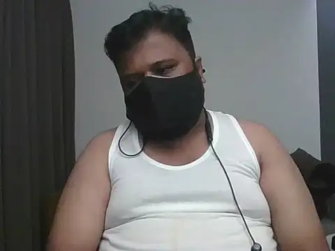 Hunk-Hand6 online show from September 2025 05:25:01 AM