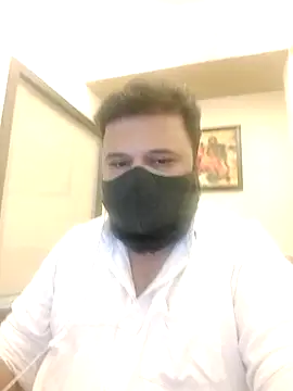 Hunk-Hand6 online show from December 2025 05:37:02 PM