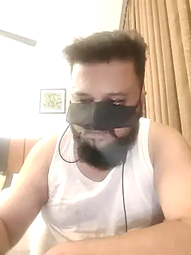 Hunk-Hand6 online show from February 2026 08:22:01 PM