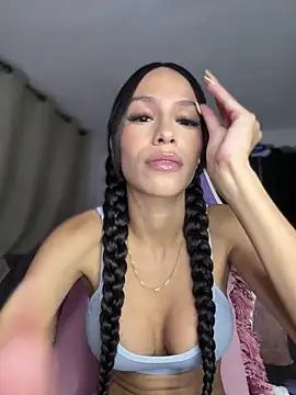 Snapshot of Miaa_love6969 chatting on May 2026 12:05:02 AM Miaa love6969 online show from May 2026 12:05:02 AM