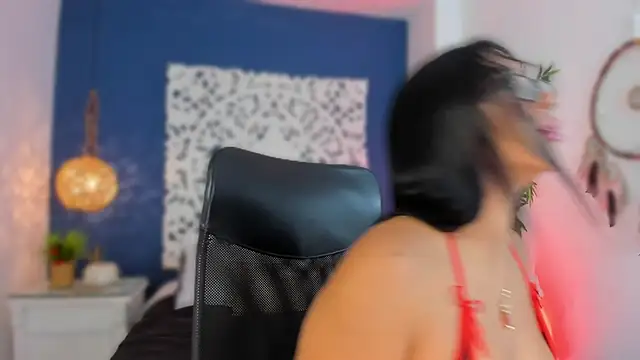 Snapshot of BellaHarllow chatting on February 2026 07:46:01 PM BellaHarllow online show from February 2026 07:46:01 PM