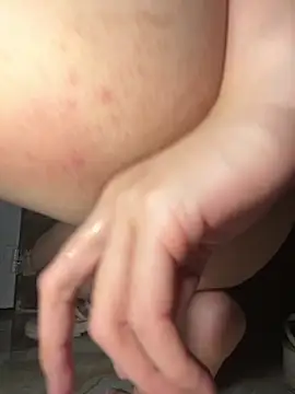 Lami Mi online show from November 2025 06:56:02 PM