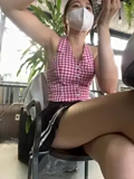 Snapshot of Lami_Mi chatting on March 2026 06:58:02 AM Lami Mi online show from March 2026 06:58:02 AM