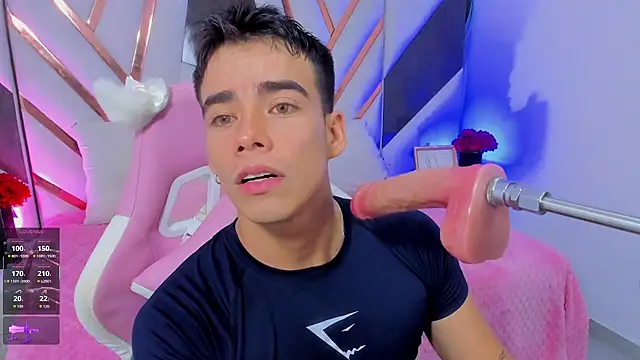 its liam18 online show from March 2026 11:32:02 PM