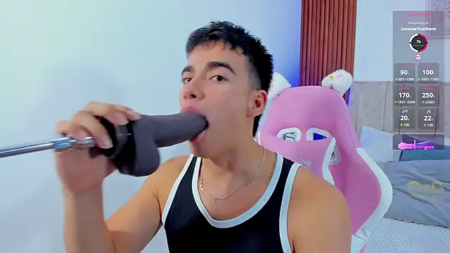 its liam18 online show from October 2025 01:39:02 AM