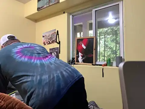 Mic Oxinner online show from April 2026 01:42:01 AM