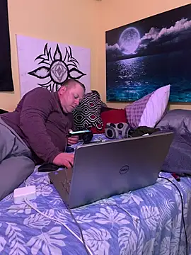 Mic Oxinner online show from March 2026 06:57:02 AM