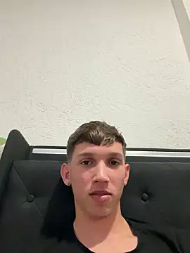 Jose rz online show from December 2025 08:01:02 PM