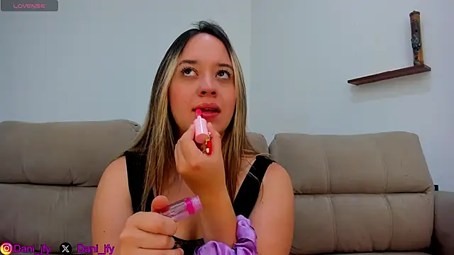 Dani javi online show from March 2026 10:34:02 PM