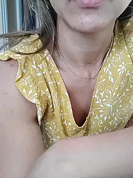 melissa 35  online show from October 2025 02:05:01 PM