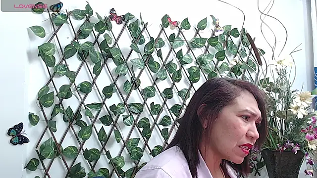 dannamomcerrat online show from October 2025 12:22:02 AM