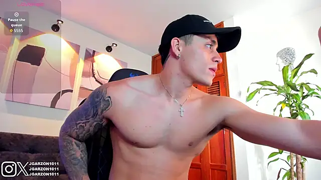  joansoto online show from October 2025 03:01:02 PM