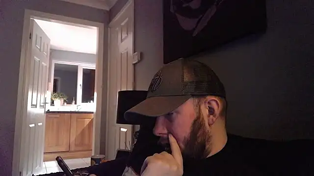 Snapshot of Chubbydan chatting on December 2024 06:16:01 AM Chubbydan online show from December 2024 06:16:01 AM