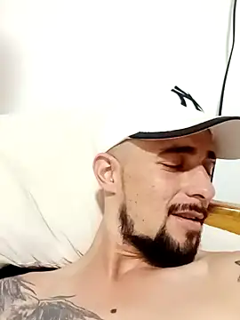 Snapshot of fire_menxxx001 chatting on December 2024 08:07:02 PM fire menxxx001 online show from December 2024 08:07:02 PM